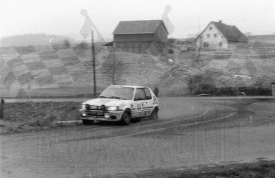 25. Adam Mazurek i Aleksander Dragon - Peugeot 205 GTi.   (To zdjęcie w pełnej rozdzielczości możesz kupić na www.kwa-kwa.pl )