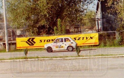 6. Piotr Radtke i A.Karkowska - Polski Fiat 126p   (To zdjęcie w pełnej rozdzielczości możesz kupić na www.kwa-kwa.pl )