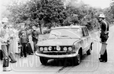 205. Adam Masłowiec i Andrzej Białowąs - Polski Fiat 125p  (To zdjęcie w pełnej rozdzielczości możesz kupić na www.kwa-kwa.pl )