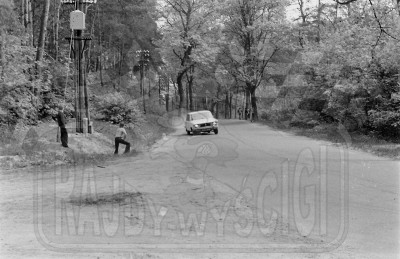 Bogdan Wozowicz i Witold Wozowicz - Polski Fiat 125p 1500. To zdjęcie w pełnej rozdzielczości możesz kupić na http://kwa-kwa.pl