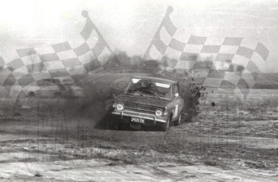 18. Krzysztof Świętochowski i Tadeusz Świętochowski - Fiat 128  (To zdjęcie w pełnej rozdzielczości możesz kupić na www.kwa-kwa.pl )