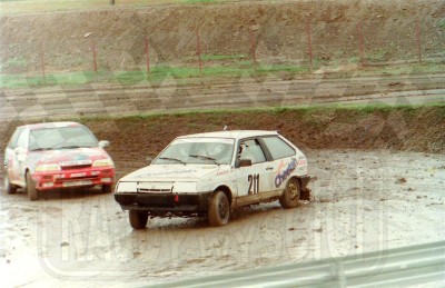 31. Bogdan Jankowski - Łada Samara, Bogusław Bach - Suzuki Swift GTi 16V   (To zdjęcie w pełnej rozdzielczości możesz kupić na www.kwa-kwa.pl )