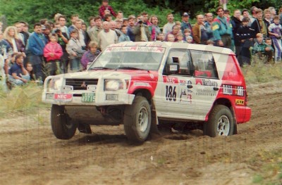 170. N.Lu, J.Macpherson i Y.Chan - Mitsubishi Pajero.   (To zdjęcie w pełnej rozdzielczości możesz kupić na www.kwa-kwa.pl )