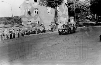 85. Adam Masłowiec i Andrzej Białowąs - Polski Fiat 125p 1300  (To zdjęcie w pełnej rozdzielczości możesz kupić na www.kwa-kwa.pl )