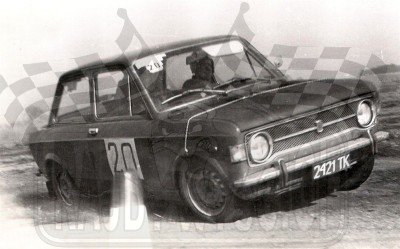 23. Krzysztof Świętochowski i Tadeusz Świętochowski - Fiat 128  (To zdjęcie w pełnej rozdzielczości możesz kupić na www.kwa-kwa.pl )