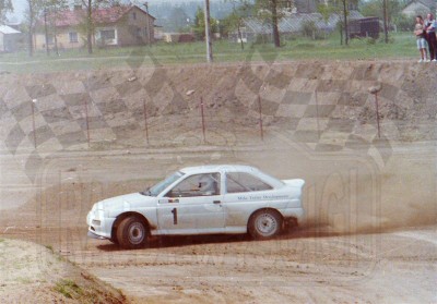 62. Paweł Przybylski - Ford Escort Cosworth RS   (To zdjęcie w pełnej rozdzielczości możesz kupić na www.kwa-kwa.pl )