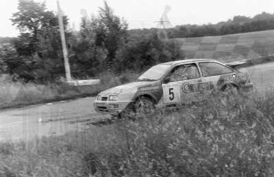 8. Marc Soulet i Philippe Willem - Ford Sierra RS Cosworth.   (To zdjęcie w pełnej rozdzielczości możesz kupić na www.kwa-kwa.pl )