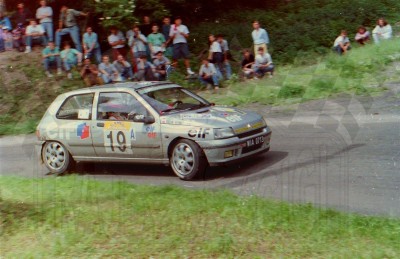 54. Bogdan Herink i Barbara Stępkowska - Renault Clio 16V.   (To zdjęcie w pełnej rozdzielczości możesz kupić na www.kwa-kwa.pl )