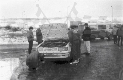 2. Mazda 323 Turbo 4wd załogi Sławomir Szaflicki i Andrzej Górski.   (To zdjęcie w pełnej rozdzielczości możesz kupić na www.kwa-kwa.pl )