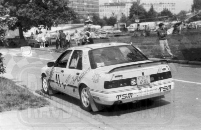 4. Ford Sierra Saphire Cosworth 4x4 szwajcarskiej załogi Phillippe Girardin i Patrick Spart.   (To zdjęcie w pełnej rozdzielczości możesz kupić na www.kwa-kwa.pl )