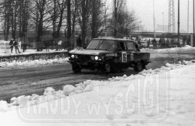 7. Krzysztof Godwod i Marek Kaczmarek - FSO 1600.   (To zdjęcie w pełnej rozdzielczości możesz kupić na www.kwa-kwa.pl )