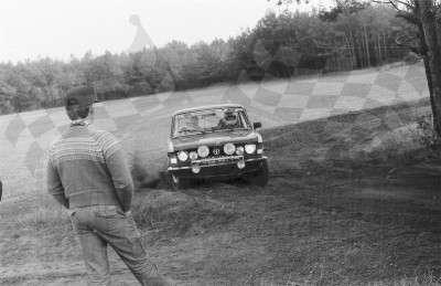 56. Krzysztof Skalski i Andrzej Terej - FSO 1500.   (To zdjęcie w pełnej rozdzielczości możesz kupić na www.kwa-kwa.pl )