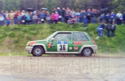 31. Zbigniew Łacisz i Tadeusz Burkacki - Renault 5 GT Turbo.   (To zdjęcie w pełnej rozdzielczości możesz kupić na www.kwa-kwa.pl )