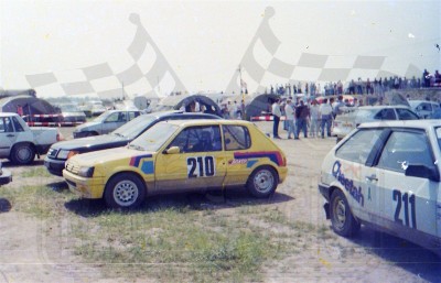 1. Peugeot 205 Henryka Strzeleckiego   (To zdjęcie w pełnej rozdzielczości możesz kupić na www.kwa-kwa.pl )