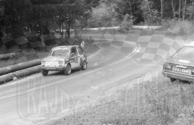 41. Zbigniew Łacisz i Tadeusz Burkacki - Polski Fiat 126p.   (To zdjęcie w pełnej rozdzielczości możesz kupić na www.kwa-kwa.pl )