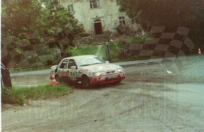 138. Zenon Sawicki i Dariusz Dekuczyński - Ford Sierra Saphire Cosworth RS.   (To zdjęcie w pełnej rozdzielczości możesz kupić na www.kwa-kwa.pl )