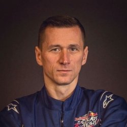 Artur  Pel